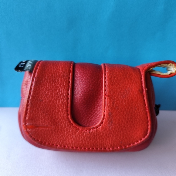 Crumpler HOOJAH Pouches Small Red - Picture 8 of 10